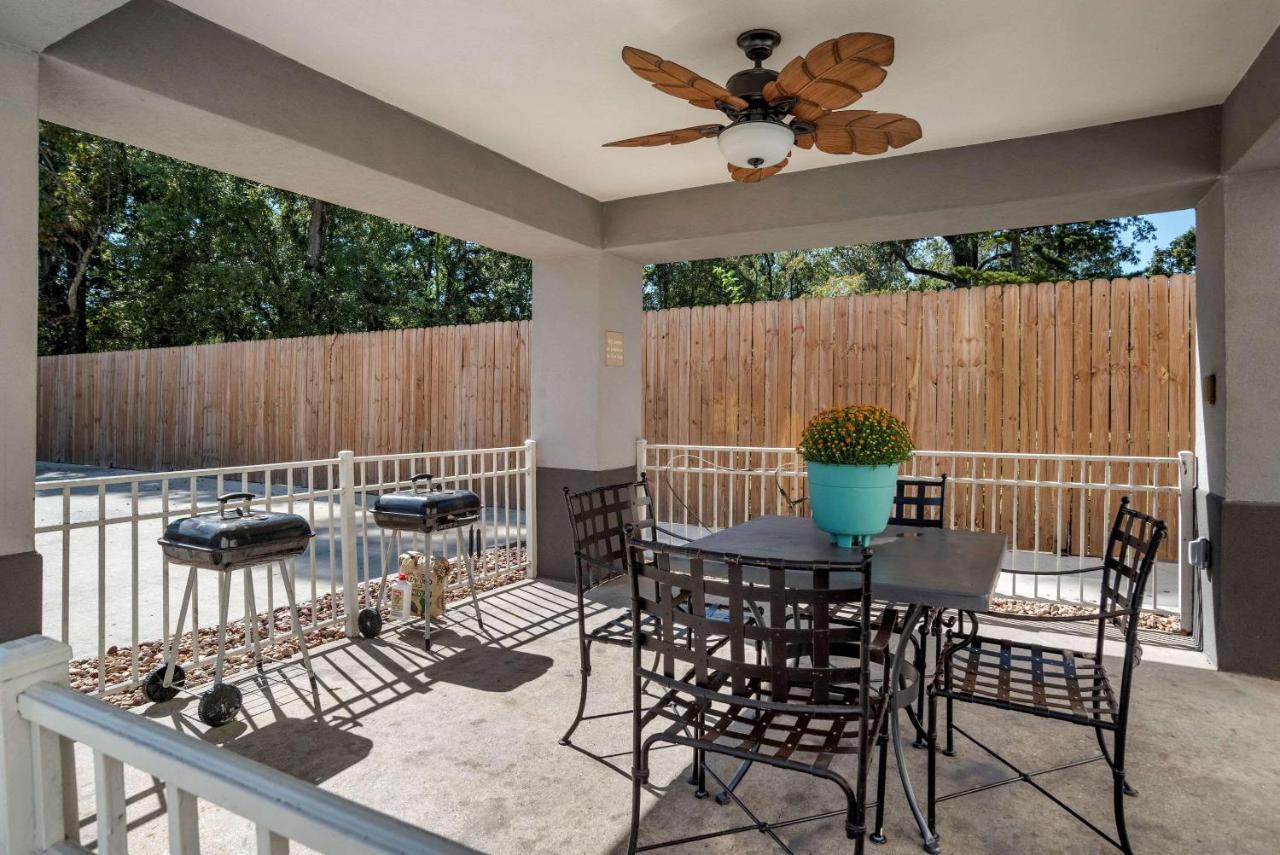 MainStay Suites Denham Springs - Baton Rouge East Eksteriør billede